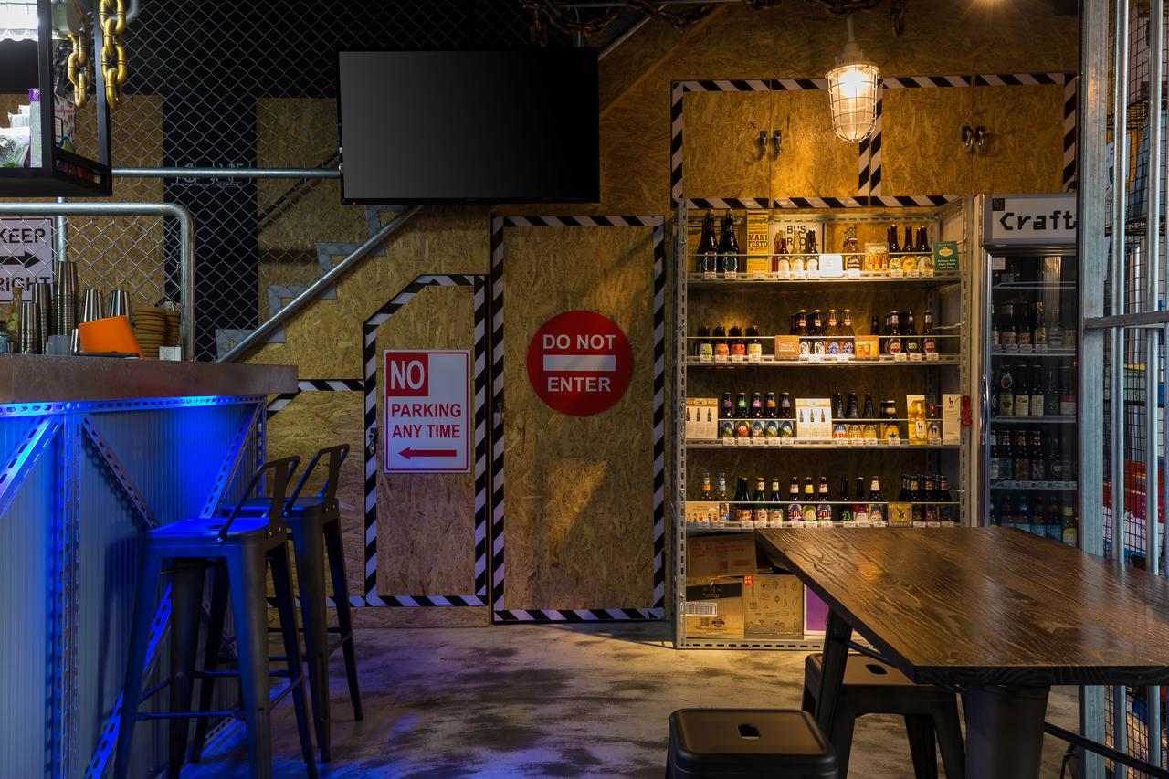 和平公獄監獄文旅 近東大門夜市 Peace Prison Cafe Inn Hualien City Exterior photo